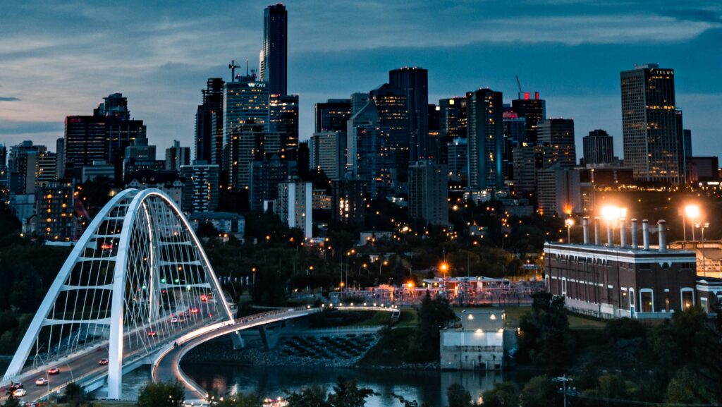 Top Reasons to Buy Real Estate in Edmonton