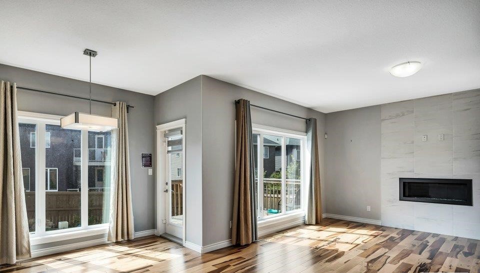 Family room - 3159 Winspear Crescent